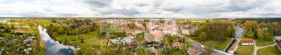 Panorama Neustadt im Frühling