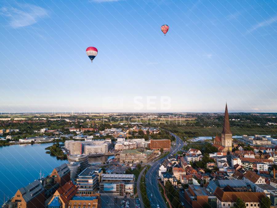 Heißluftballons über Rostock