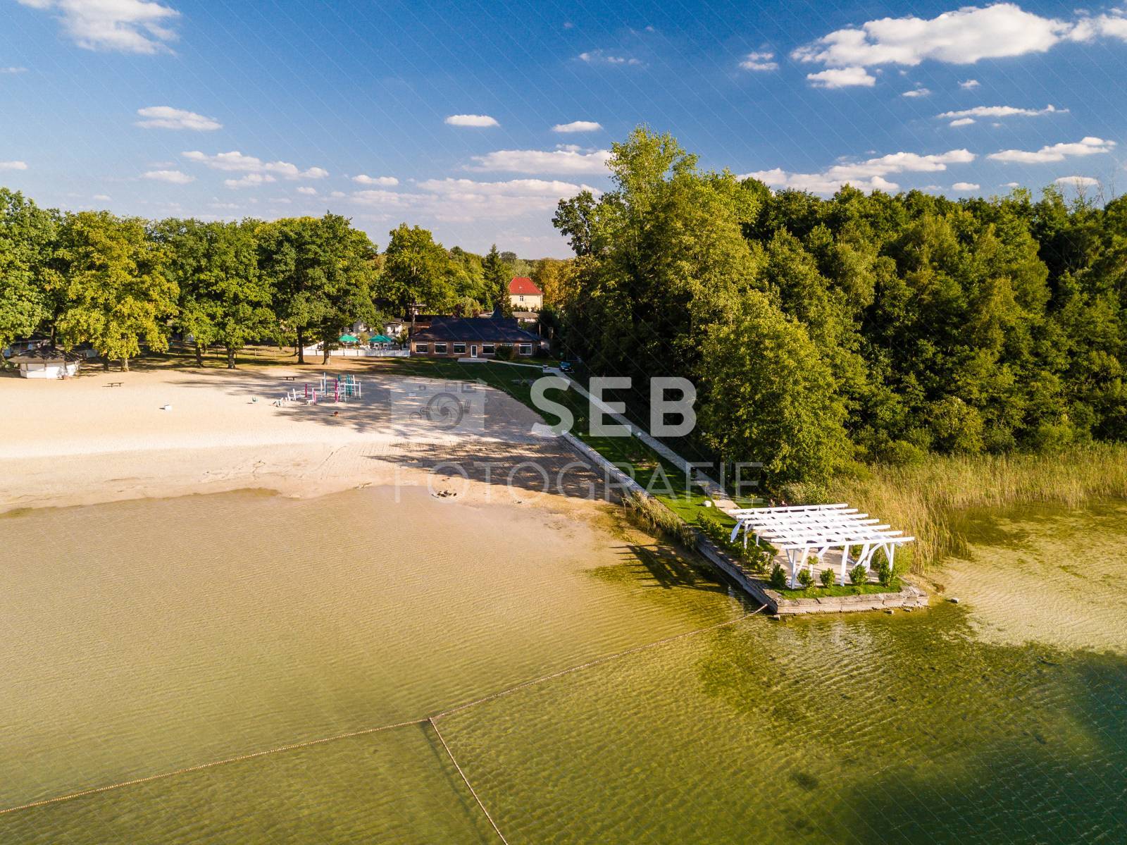 Hochzeitspavillon am Strand Neustadt-Glewe