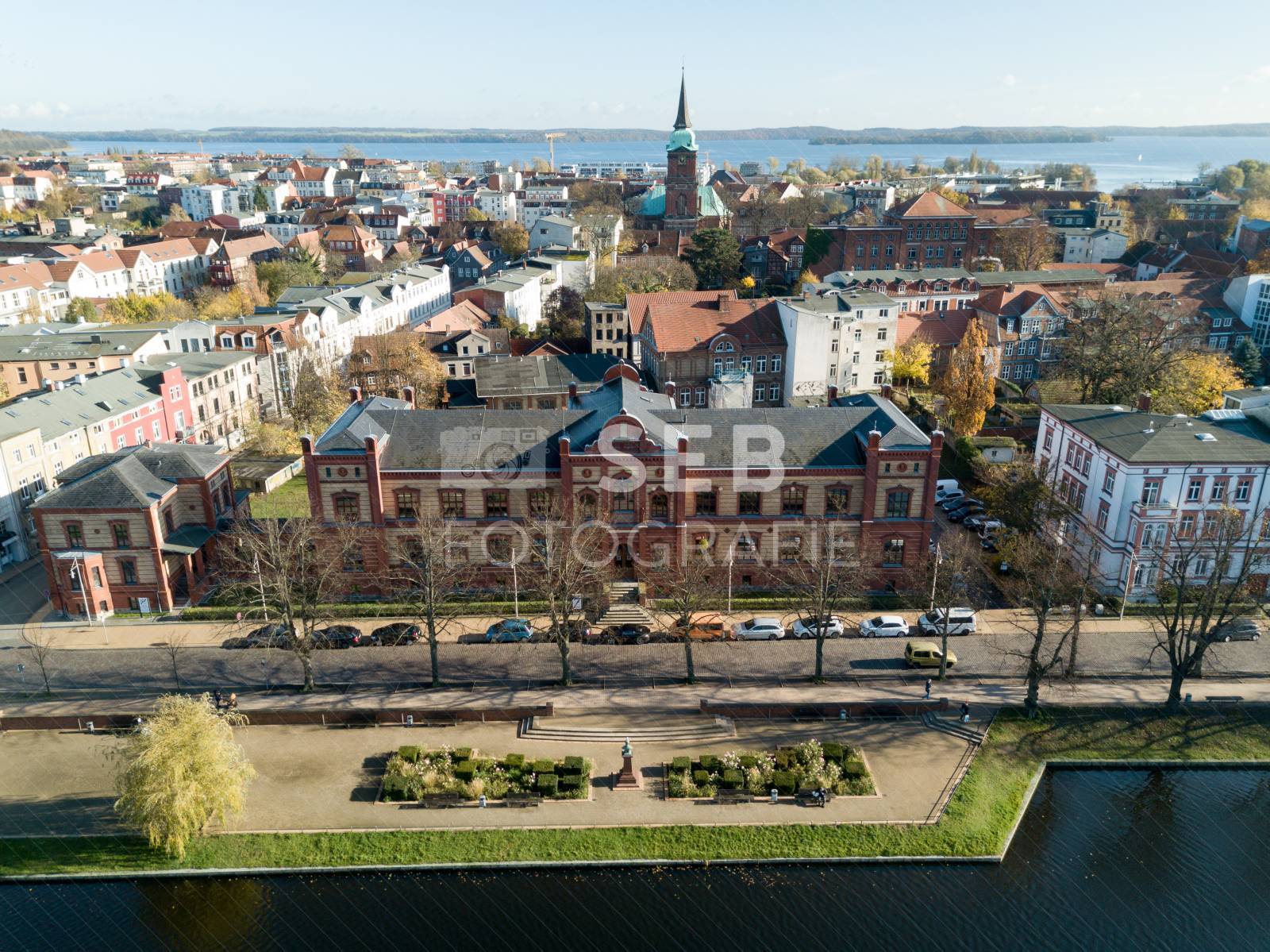 Fachhochschule des Mittelstands (FHM) - Campus Schwerin