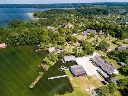 Mueß, Schweriner See