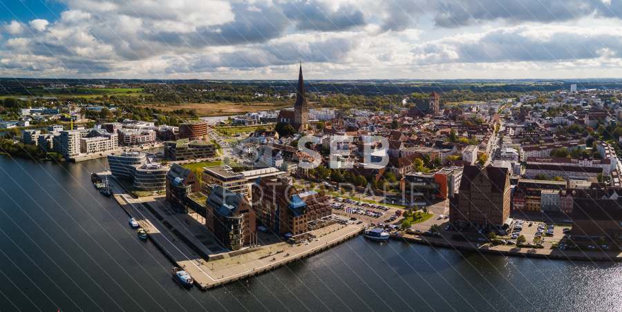 Am Rostocker Stadthafen