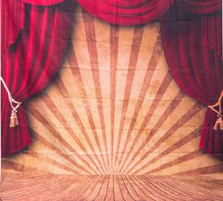 Rote Vorhänge