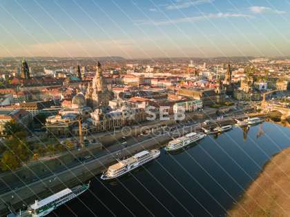 Dresden - Blick vom Königsufer Richtung Altstadt