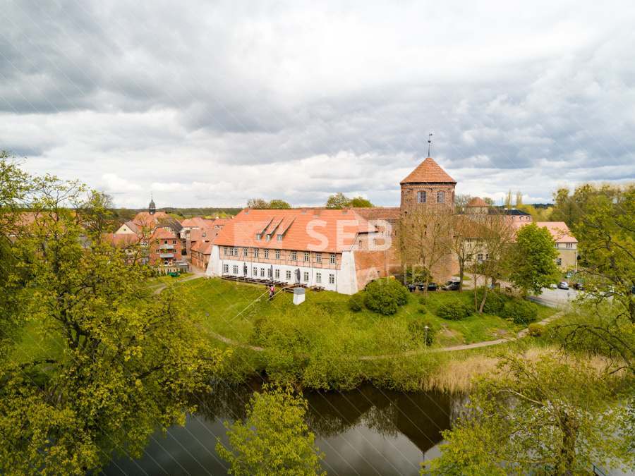 Burg Neustadt-Glewe im Frühling