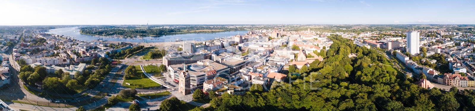 Panoramablick über Rostock Richtung Nordosten