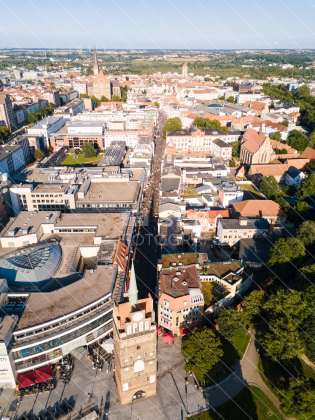Blick durch die Kröpeliner Straße in Rostock