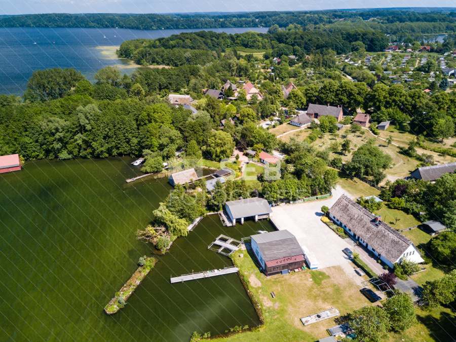 Mueß, Schweriner See