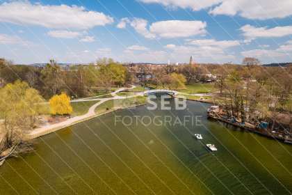 Tretboote auf dem Tollensesee