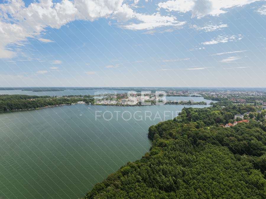 Blick über den Schweriner Ziegelaußensee